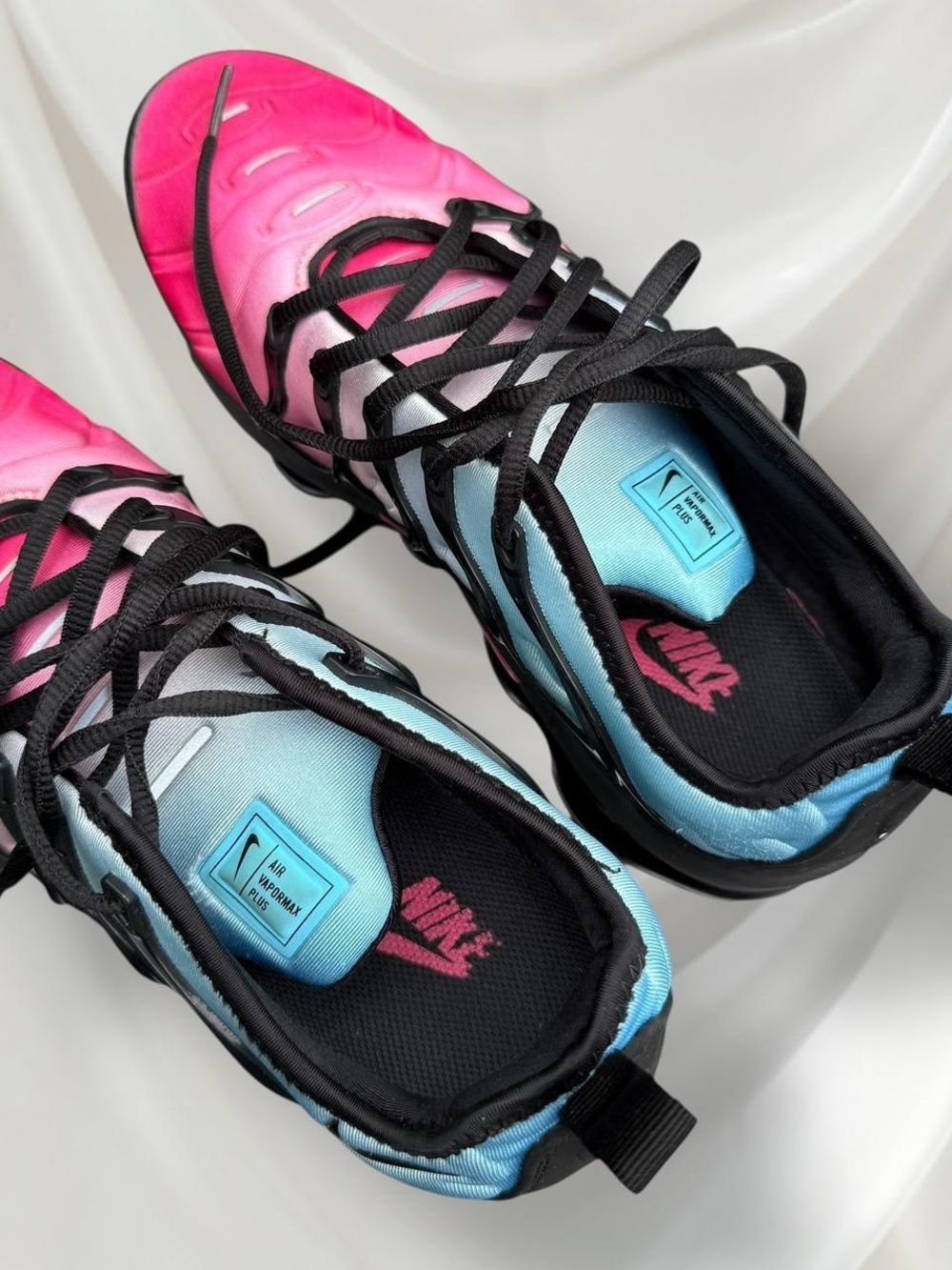Nike Ombre Pink to Blue VaporMax Plus Sneakers with Black Accents - Picture 6 of 6